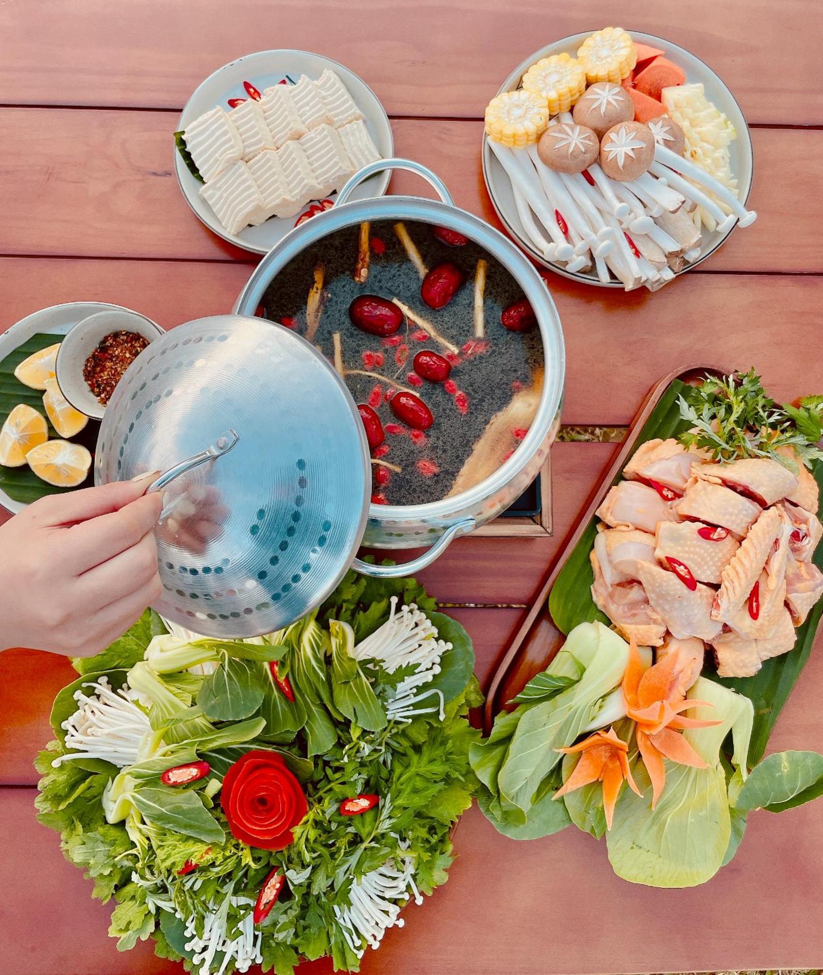 Yen Khách sạn 3*
